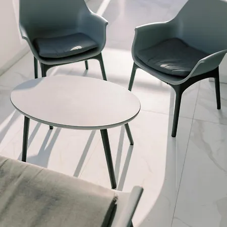 Апартаменты 2br Amalfi Blue In - Pool & 10min Walk To Mackenzie Beach!